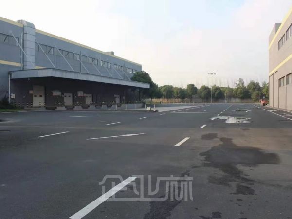 厂房正门图