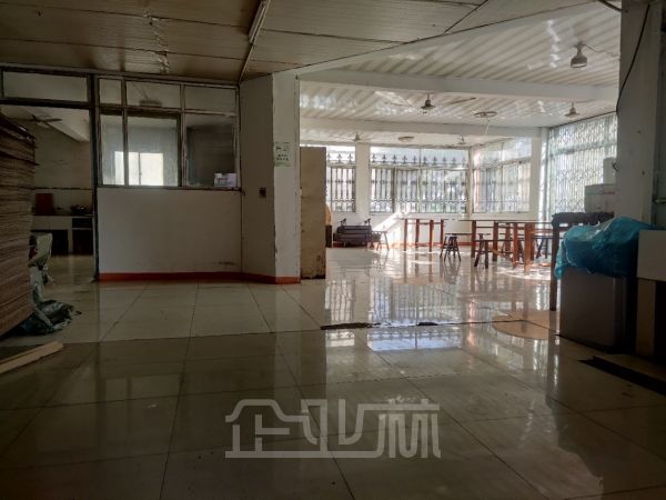 厂房正门图