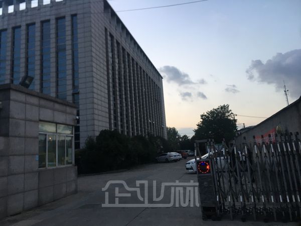 厂房正门图