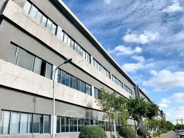 厂房正门图