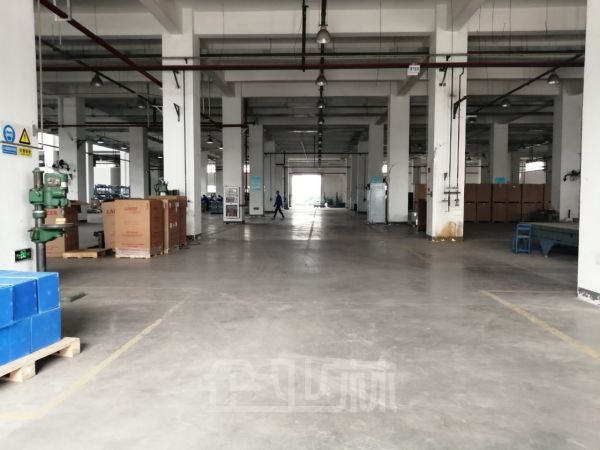 出租康桥厂房27000平 高得房率 11号线康新站