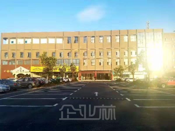 厂房正门图