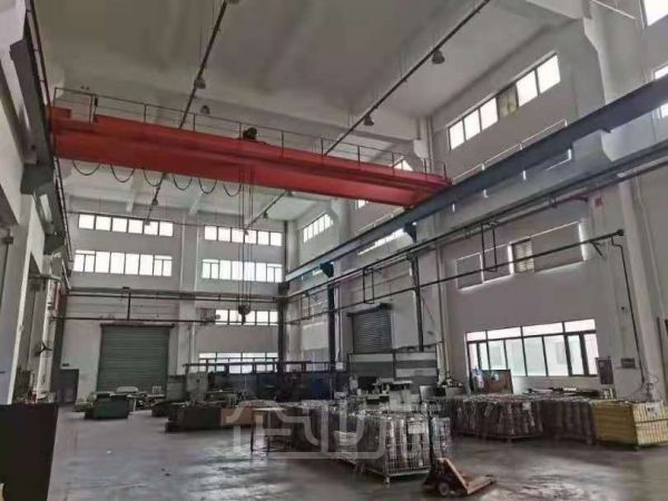 厂房正门图