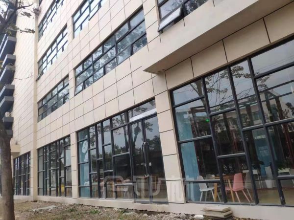 出租青浦产业综合体 50-30000平 定制装修 行业不限