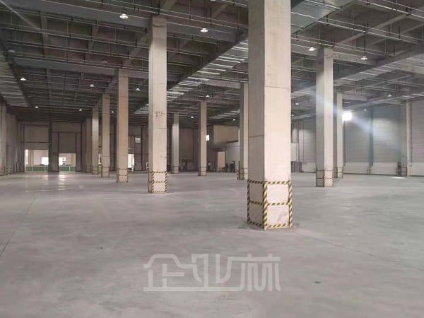 江苏镇江20000平高标准厂房仓库出租  带高平台