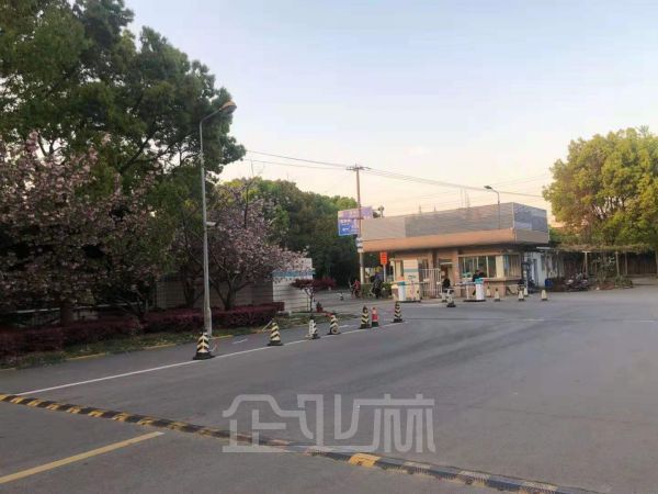 出租 莘庄工业区申富路1000㎡～11000㎡（可分割）平双层厂房 空地大 近地铁
