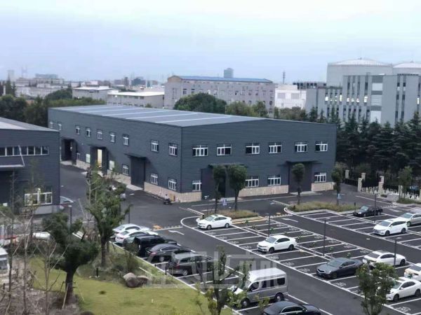 厂房正门图