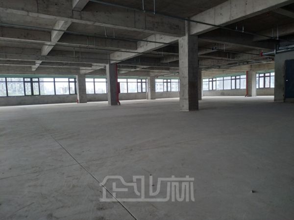 厂房正门图