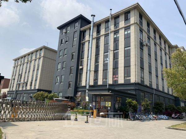 出租 松江振业路280~600平小面积办公室 104地段 价格0.85~0.90元