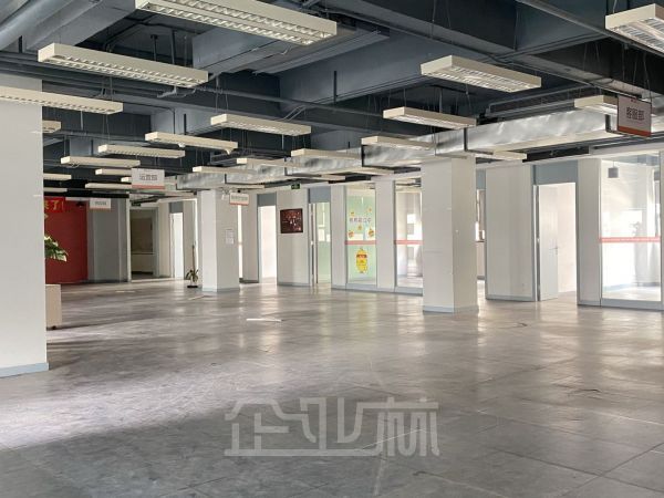 办公正门图