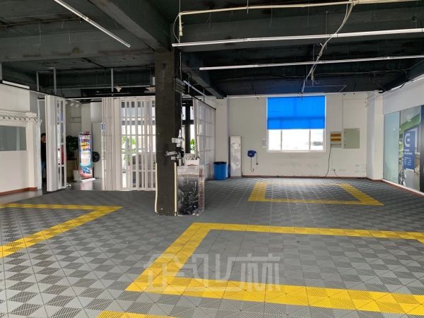 厂房正门图