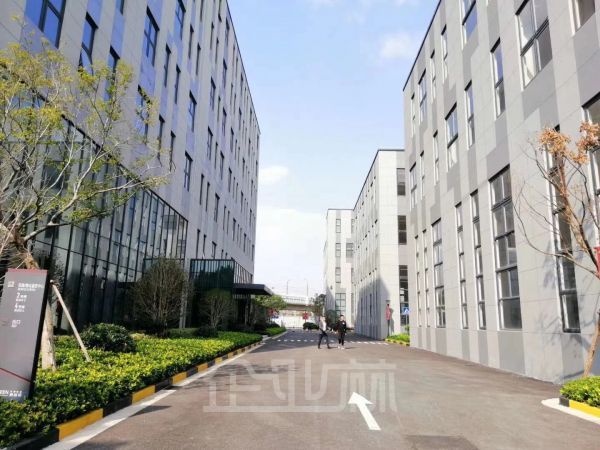 厂房正门图