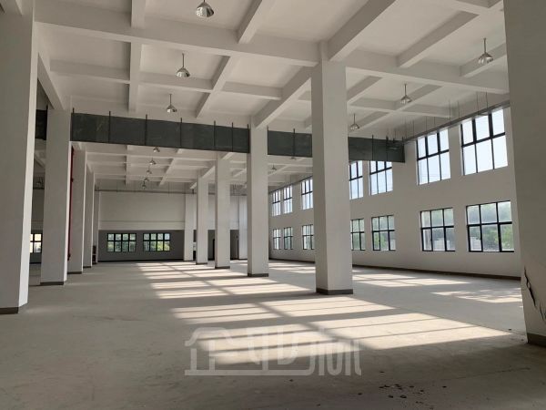 厂房正门图