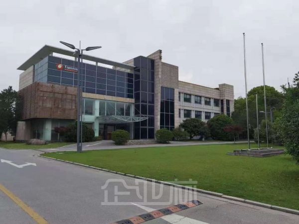 出租 赵巷镇盈港东路10200平多层厂房 可分割 离17号地铁站，宝龙广场仅800米