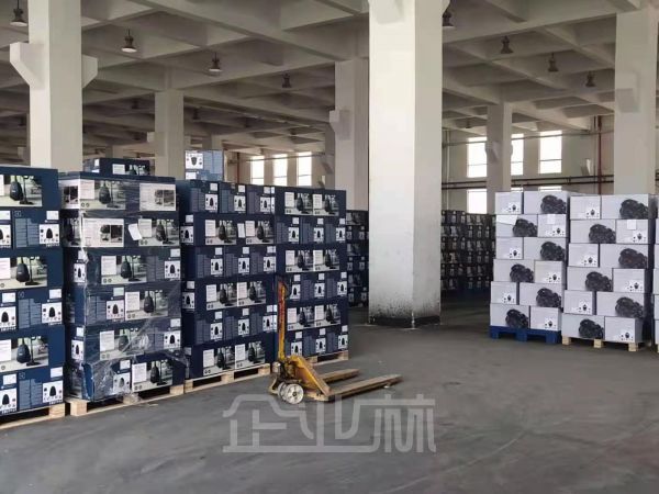 厂房正门图