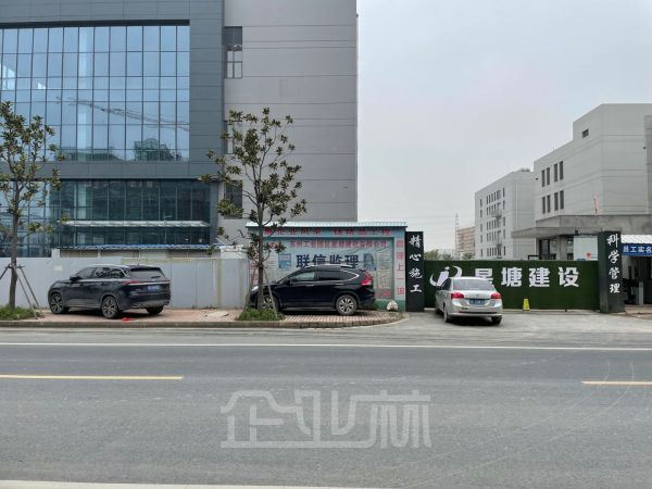  苏州工业园区湖东11300平两幢三层厂房分割出租