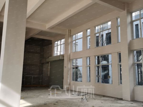 厂房正门图