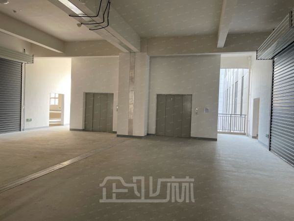 厂房正门图