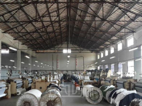 苏州吴江横扇15亩工业用地10000平厂房出售