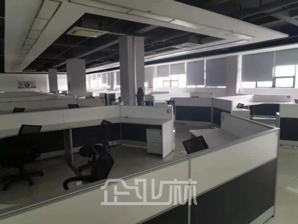 厂房正门图