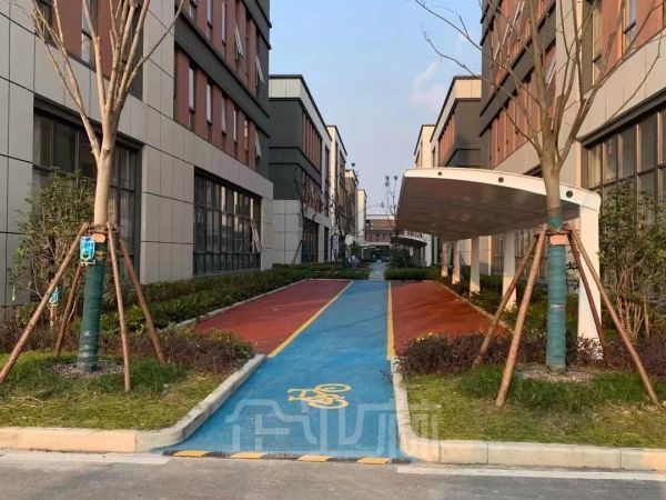 全新50年产权厂房,可办环评消防,2成首付,非中介