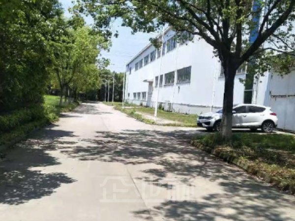 苏州工业园区湖西1375平一层架行车厂房出租