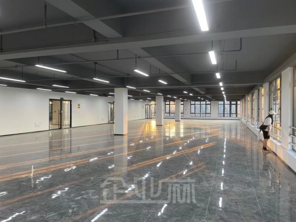厂房正门图