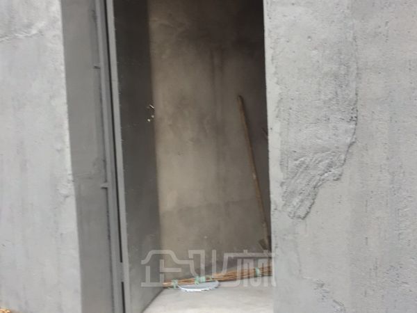 常州市金坛区250平厂房出租，门口有空地