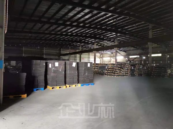 宝山杨行13500厂房直租 配套办公 食堂 可分租 可仓储 价格可谈