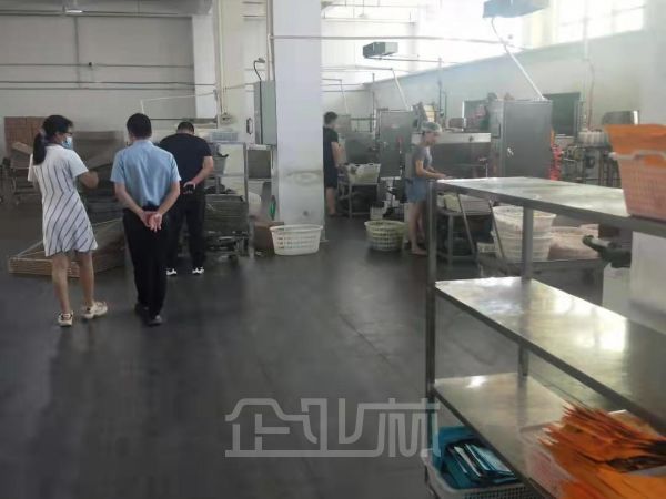 厂房正门图