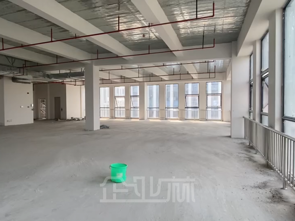 厂房正门图