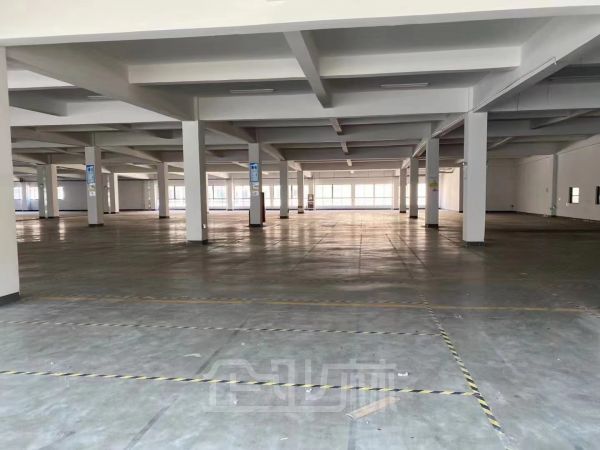 厂房正门图