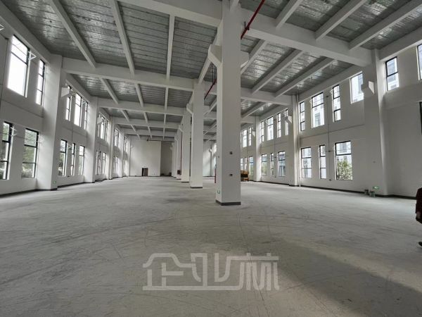 厂房正门图