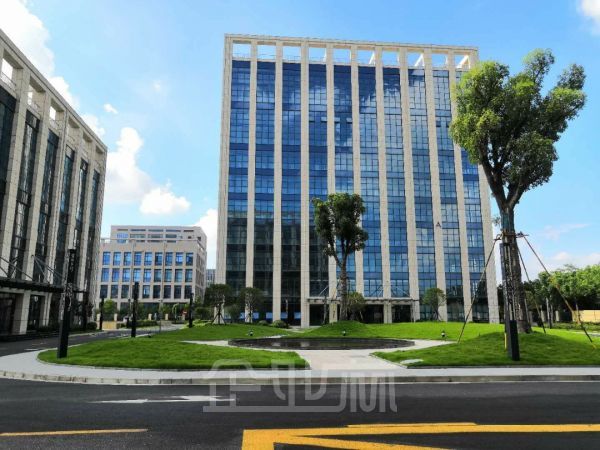 厂房正门图