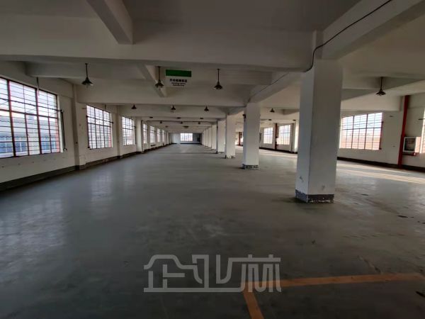 厂房正门图