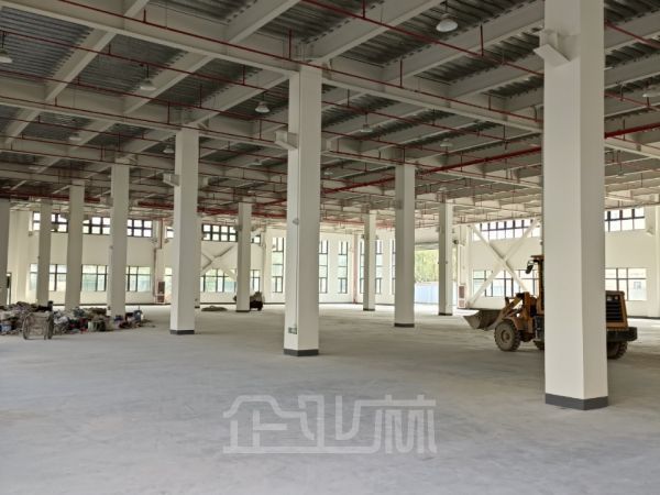 厂房正门图