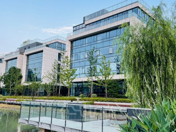 厂房正门图
