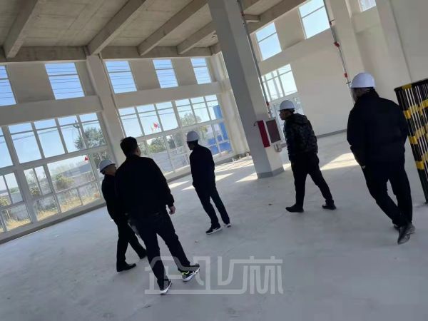 厂房正门图