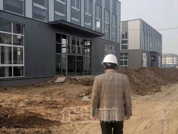 厂房正门图