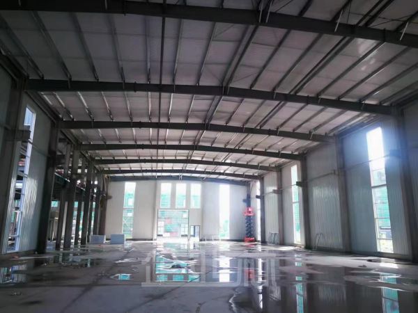 厂房正门图