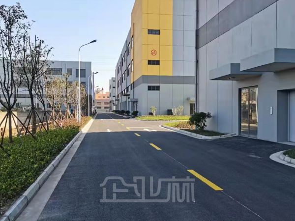 厂房正门图