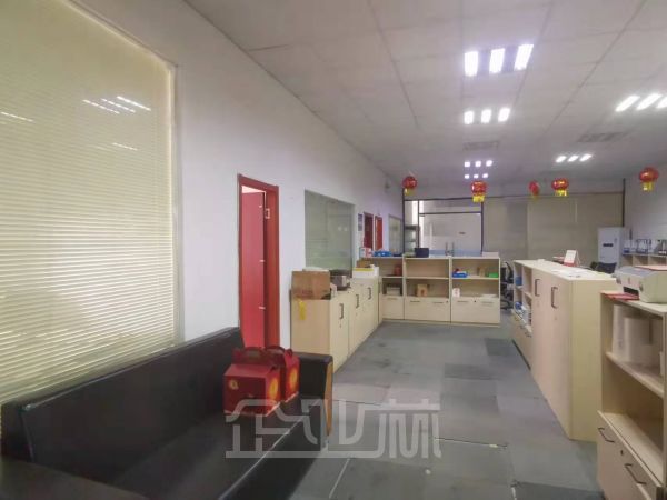 厂房正门图
