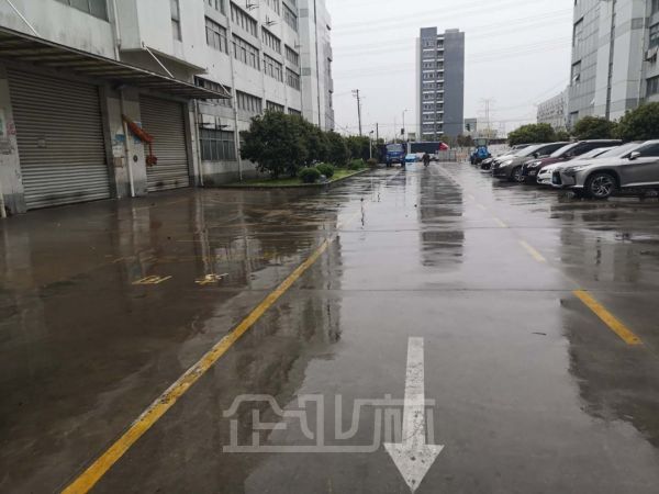厂房正门图