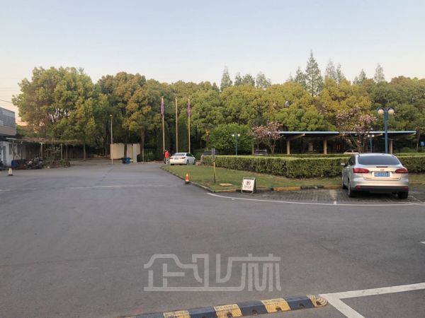 厂房正门图