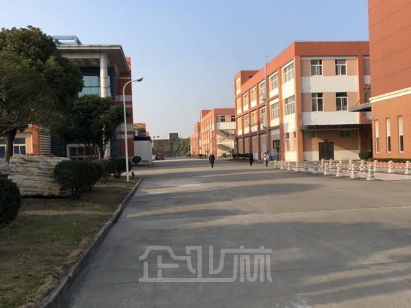厂房正门图