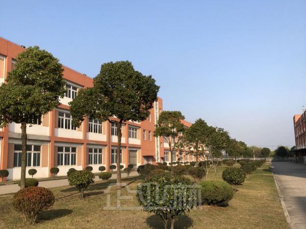 厂房正门图