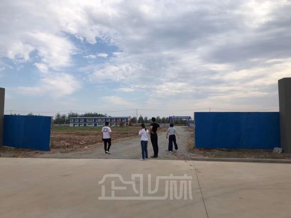 厂房正门图