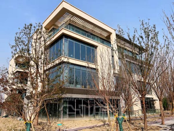 厂房正门图