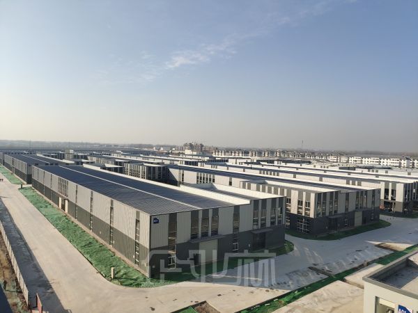 厂房正门图