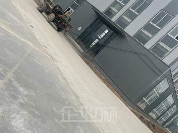 厂房正门图